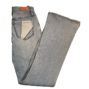 Shyanne Women's Boot Cut Jeans - Light Blue